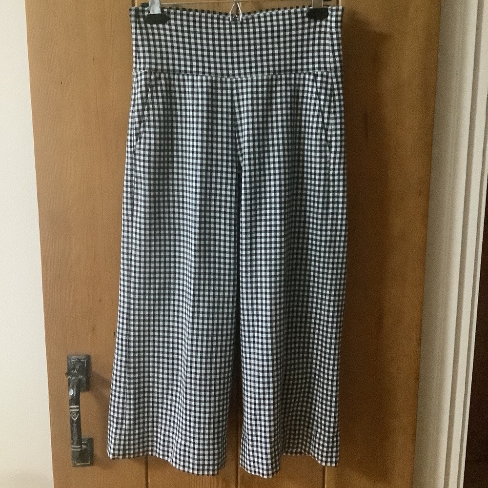 Cabi bombshell crop pants